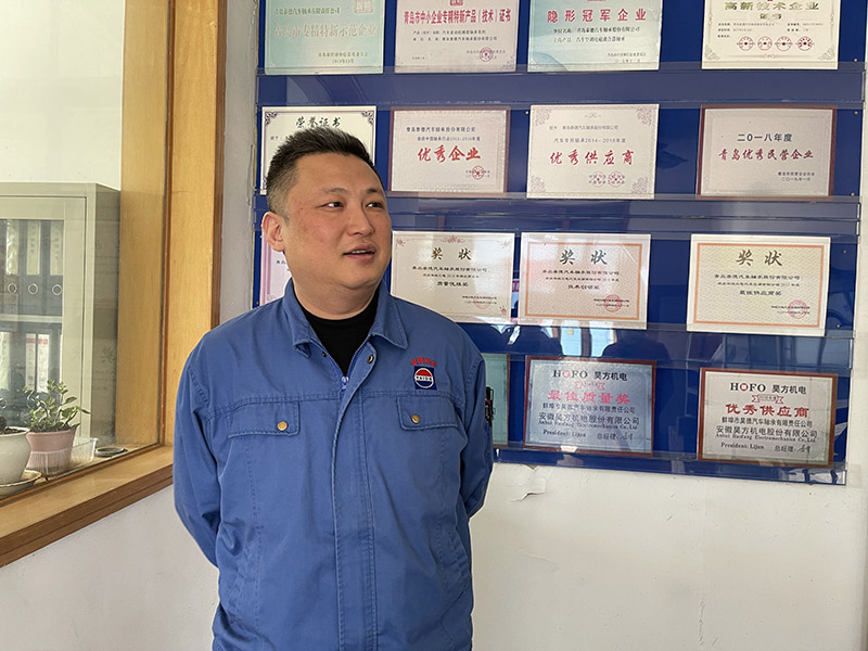 2910411017.jpg 2910411017.jpg