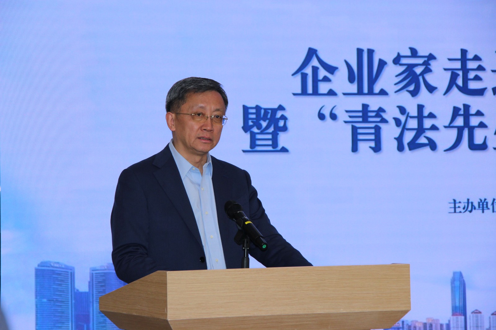 薛市長(zhǎng).jpg 薛市長(zhǎng).jpg